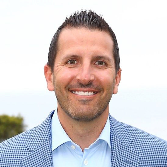 Headshot photo of Scott Cohen smiling